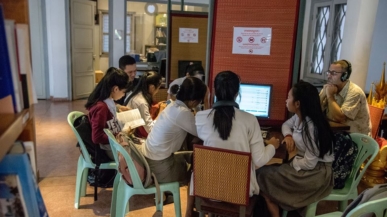 Faire entendre la voix des femmes autochtones et des groupes victimes de discrimination grâce à des outils multimédias innovants.