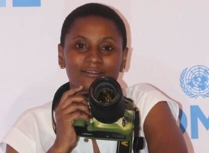 Aika, the Photographer.